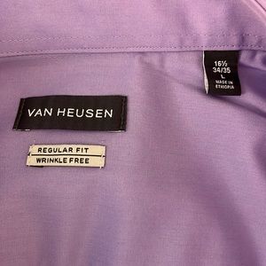 Van Heusen Regular Fit Wrinkle Free Men’s Dress Shirt size 16 1/2 34/35 L